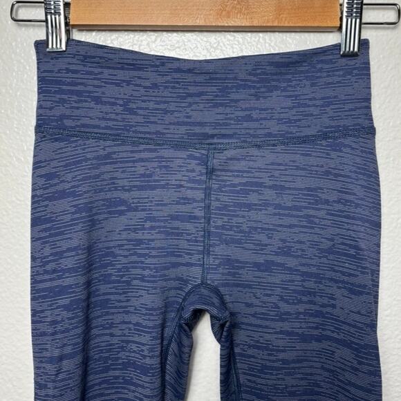 Outdoor Voices Cropped Leggings Size XS TechSweat Flex crop Blue/Cream Space dye - Picture 13 of 16